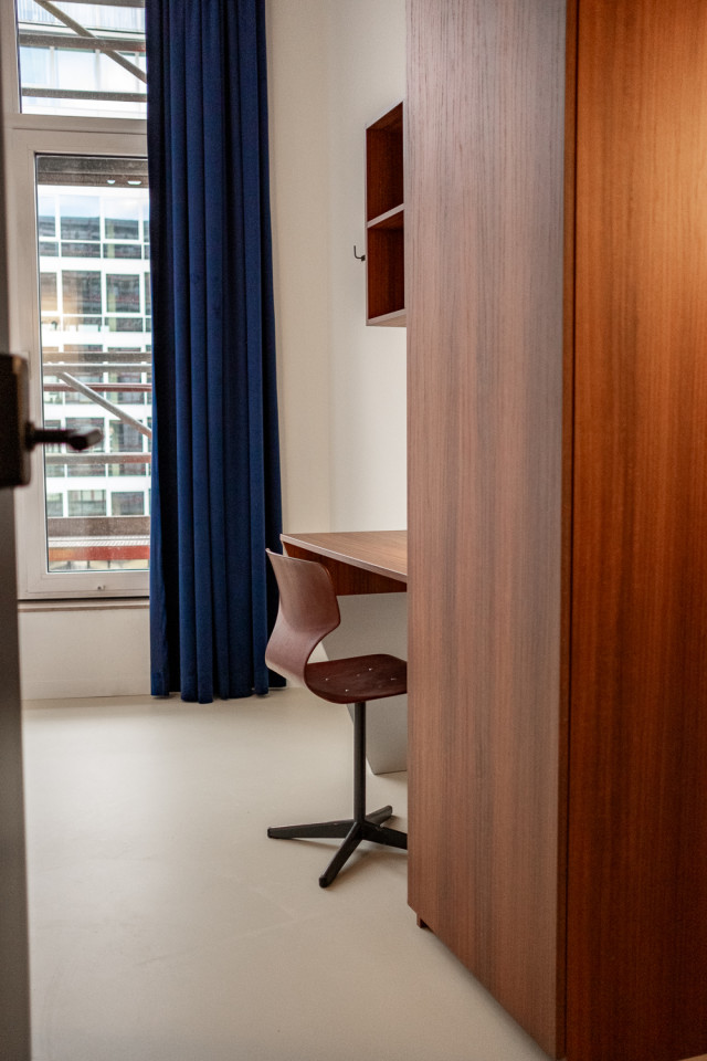  Standard Room  -  A Stunning Neo-Renaissance design residence near Antwerp Central Station  - Gallery -  26