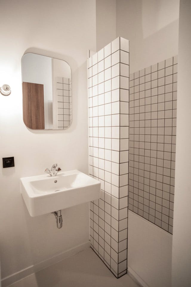  Standard Room  -  A Stunning Neo-Renaissance design residence near Antwerp Central Station  - Gallery -  22