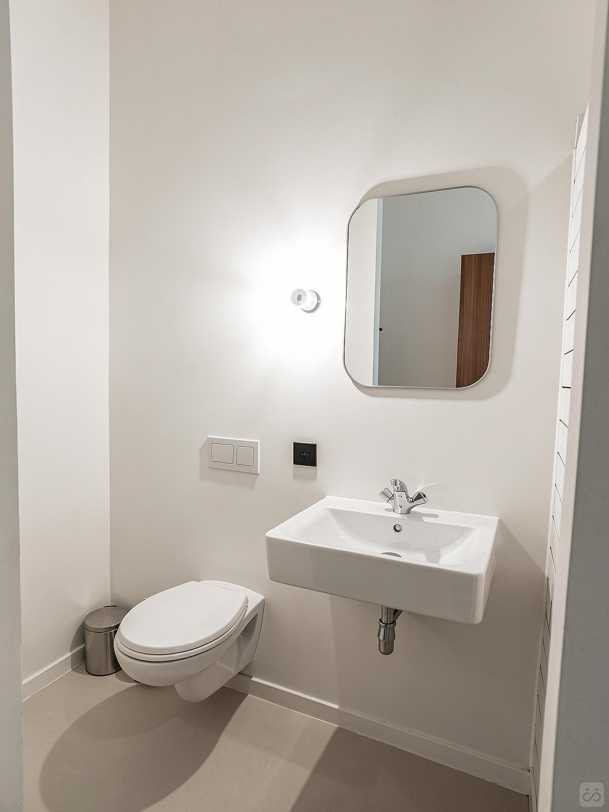  Standard Room  -  A Stunning Neo-Renaissance design residence near Antwerp Central Station  - Gallery -  85