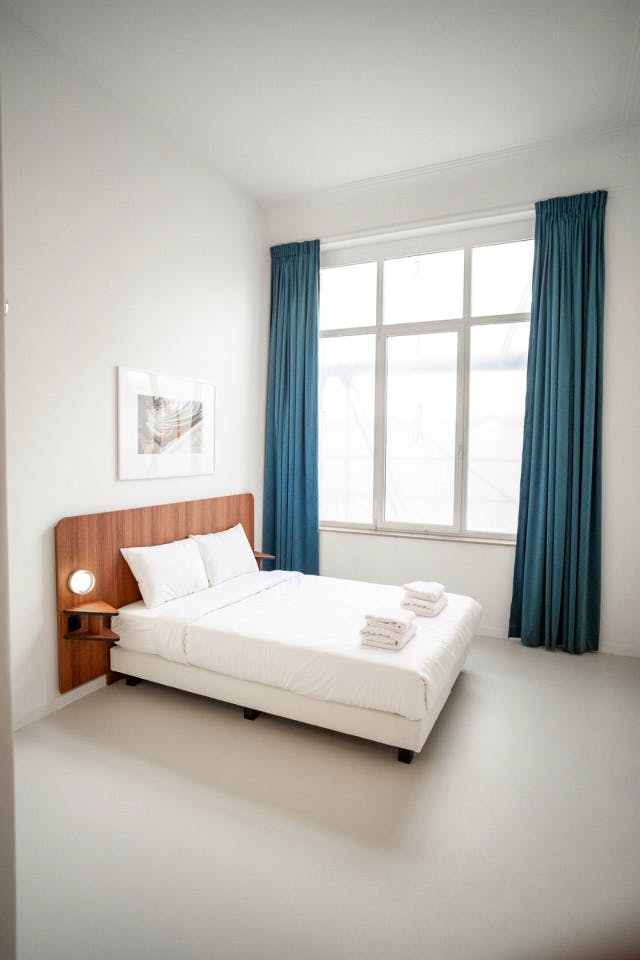  Standard Room  -  A Stunning Neo-Renaissance design residence near Antwerp Central Station  - Gallery -  23