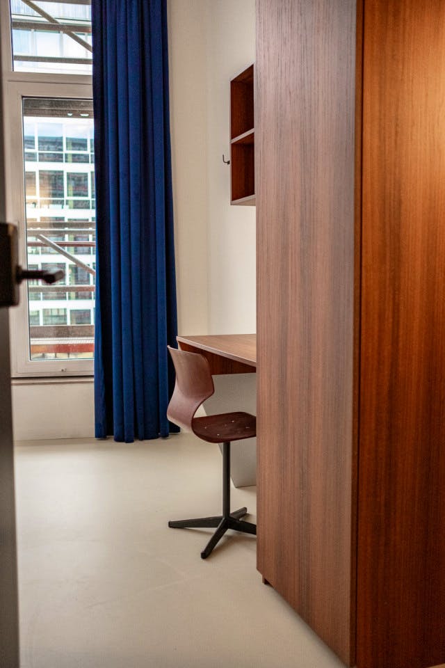  Standard Room  -  A Stunning Neo-Renaissance design residence near Antwerp Central Station  - Gallery -  11