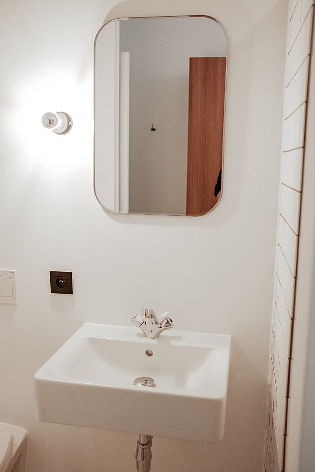  Standard Room  -  A Stunning Neo-Renaissance design residence near Antwerp Central Station  - Gallery -  51