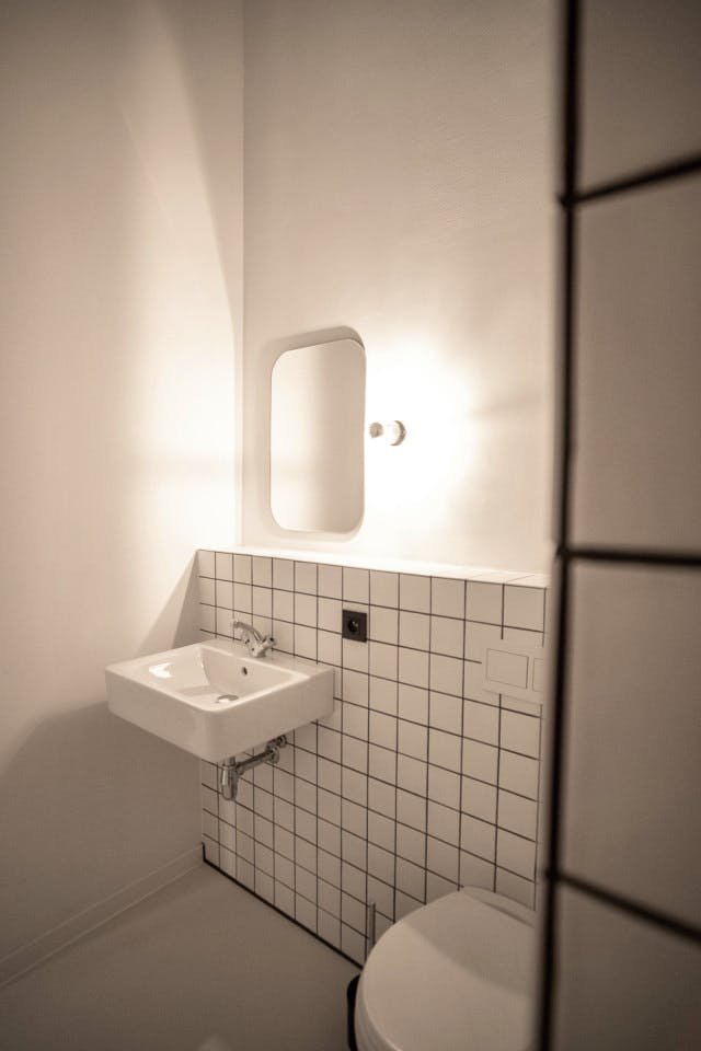  Suite Room  -  A Stunning Neo-Renaissance design residence near Antwerp Central Station  - Gallery -  21