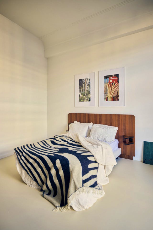  Suite Room  -  A Stunning Neo-Renaissance design residence near Antwerp Central Station  - Gallery -  10