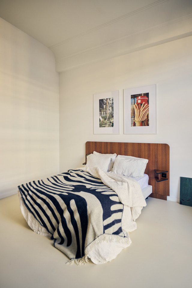  Suite Room  -  A Stunning Neo-Renaissance design residence near Antwerp Central Station  - Gallery -  32