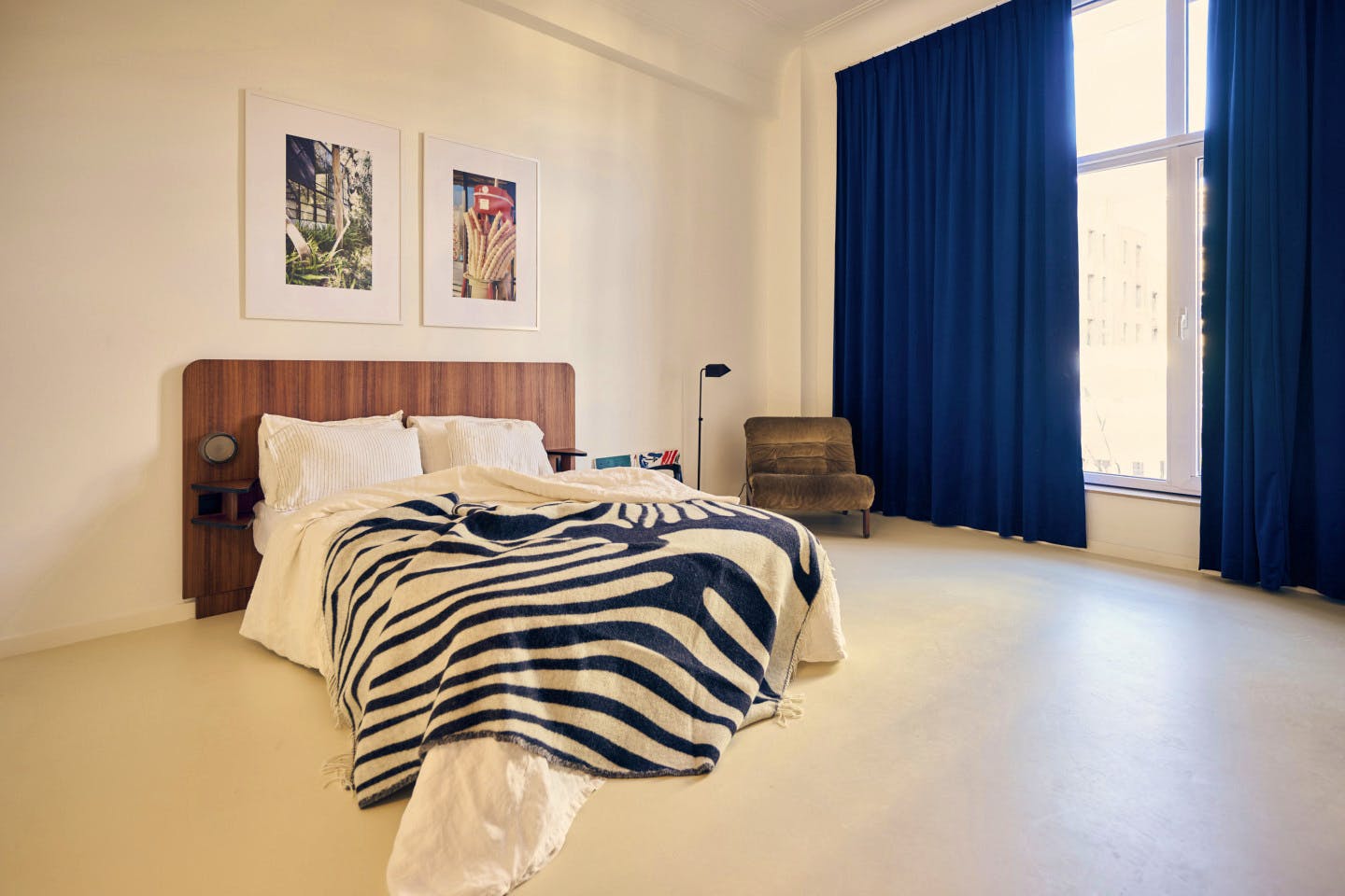  Suite Room  -  A Stunning Neo-Renaissance design residence near Antwerp Central Station  - Gallery -  12