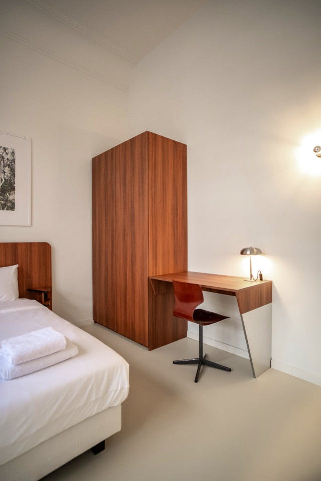  Suite Room  -  A Stunning Neo-Renaissance design residence near Antwerp Central Station  - Gallery -  29