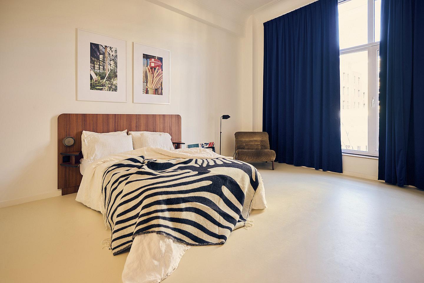  Suite Room  -  A Stunning Neo-Renaissance design residence near Antwerp Central Station  - Gallery -  77