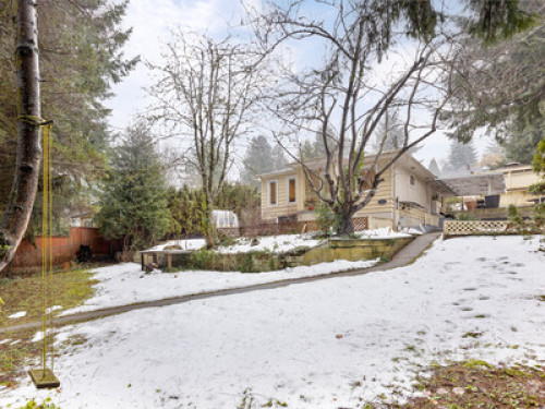 a-comfy-home-waiting-for-you-coquitlam-87099982120241010044212AM