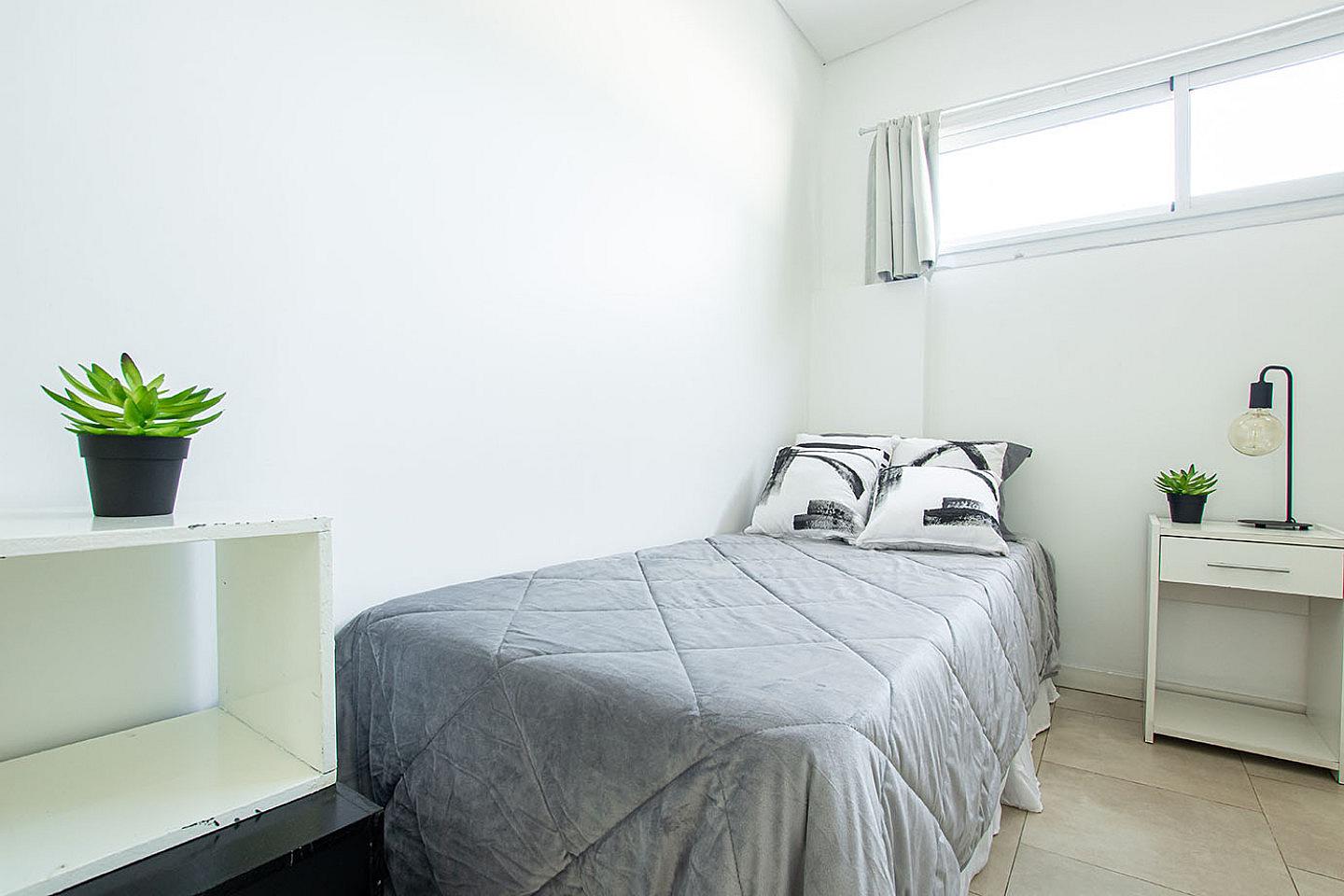 Private Room With Air Conditioning - 4