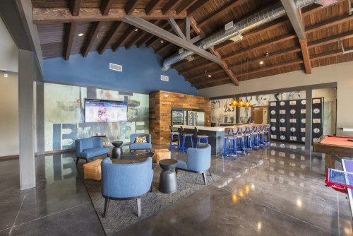 The Lodge - Gallery - 11