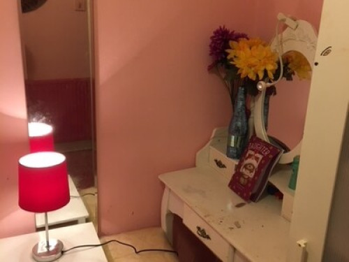 Single room ,in friendly house 