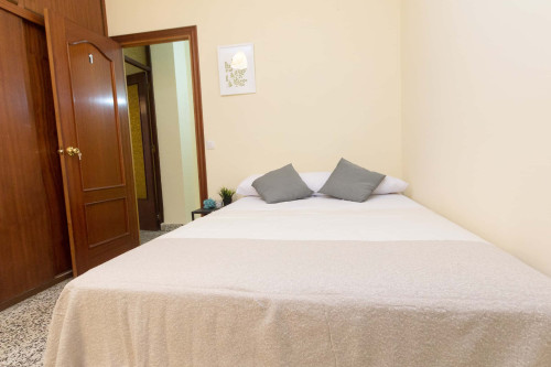 82-1 Pasaje Sondalezas Habitación 1