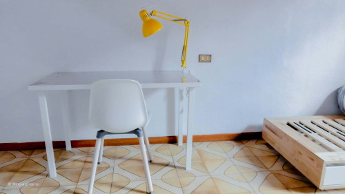 Room in Via Palestro, Pisa for 115 m² with 3 bedrooms