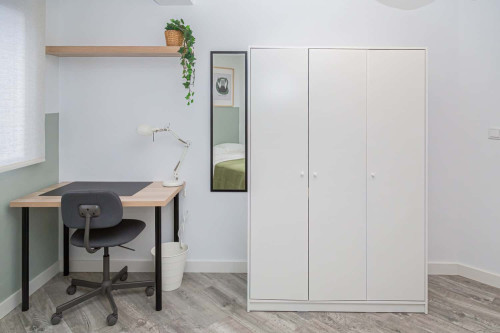 H1 - C/Italia 58, PR-G - (4H2B), AG, ZGZ