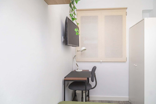 H4 - C/Italia 58, PR-G - (4H2B), AG, ZGZ