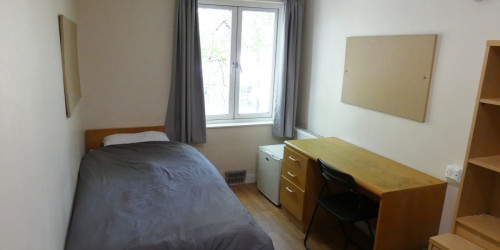 Davies Court - Gallery - 9