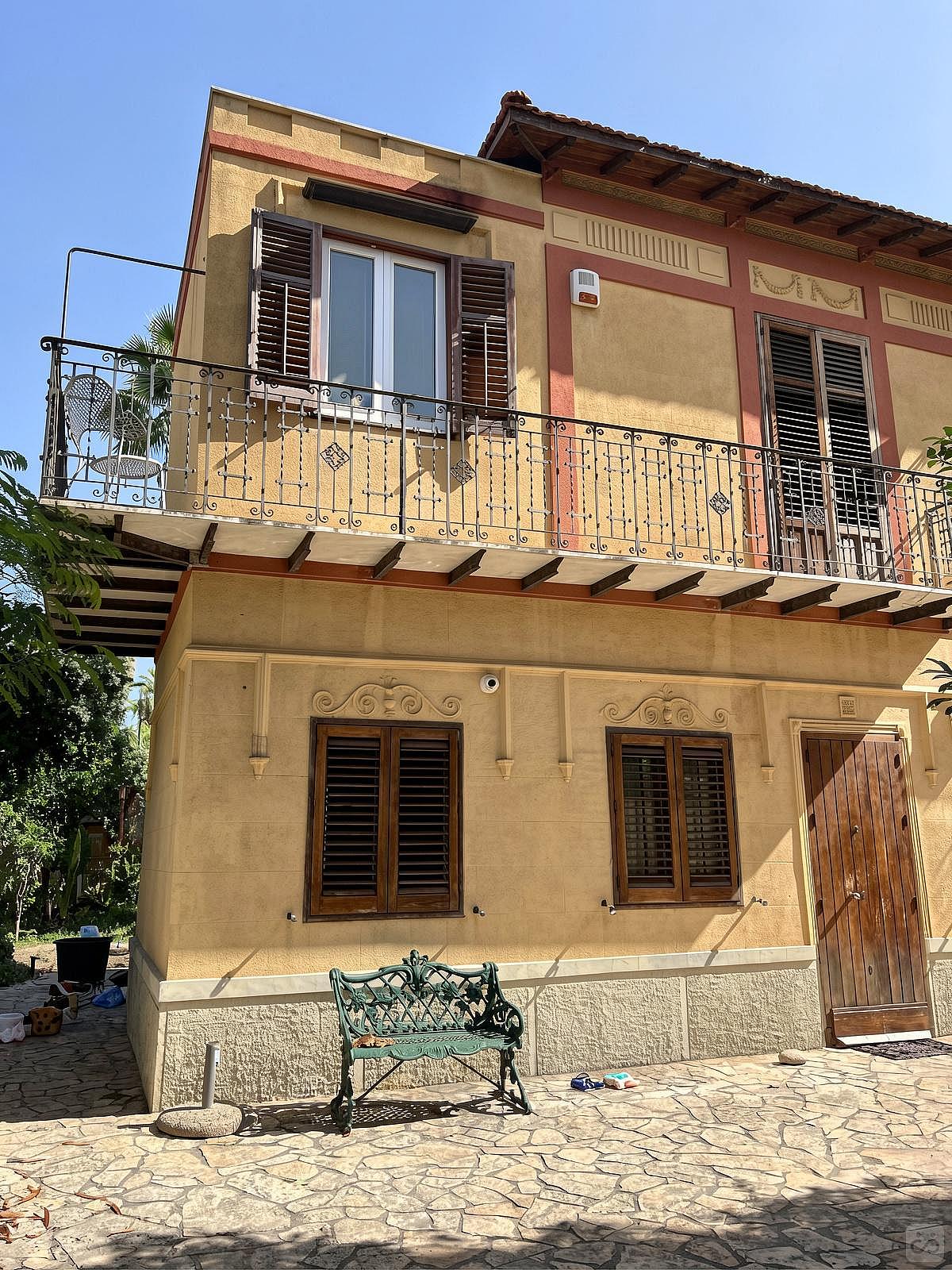 Main House - 102