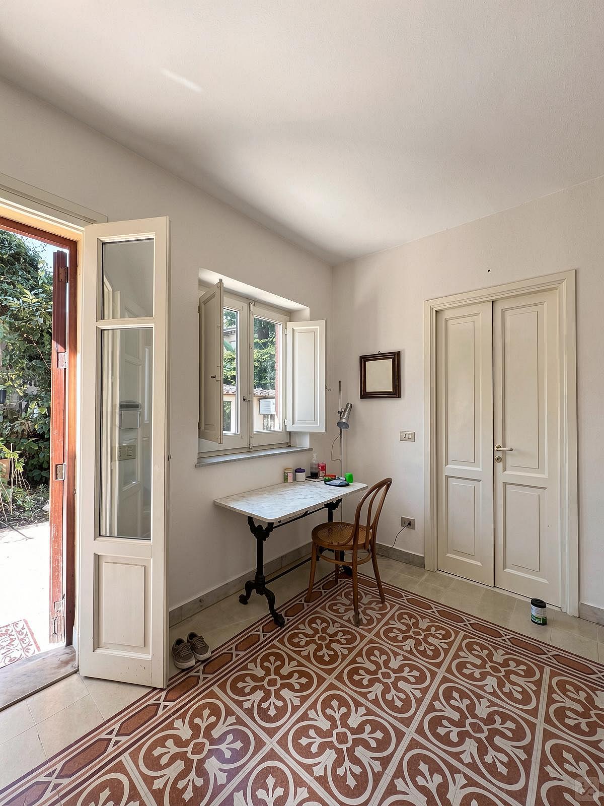 Main House - 100