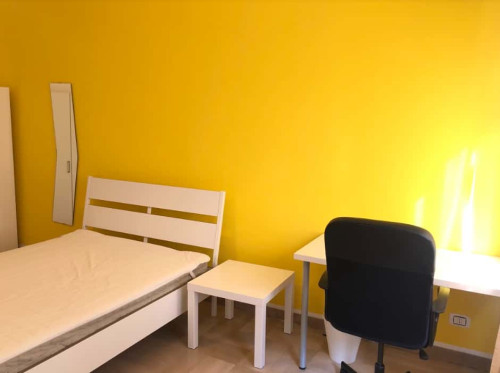 Stanza singola in Via Frejus 13 - quartiere Cenisia