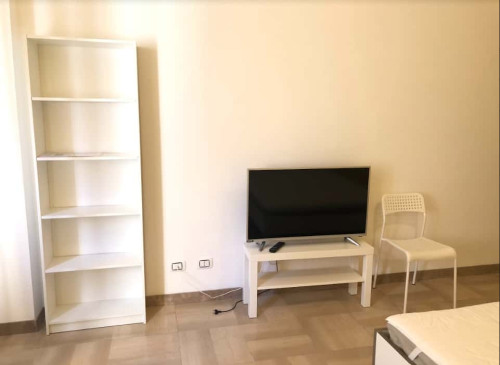 Stanza singola in Via Frejus 13 - quartiere Cenisia