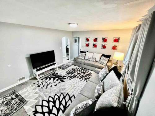 Ferguson Home - Gallery - 21