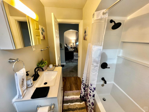 Ferguson Home - Gallery - 102
