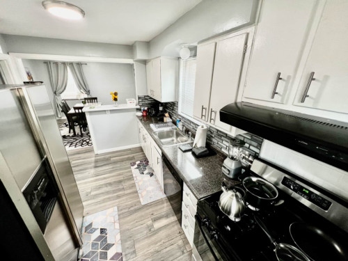 Ferguson Home - Gallery - 41