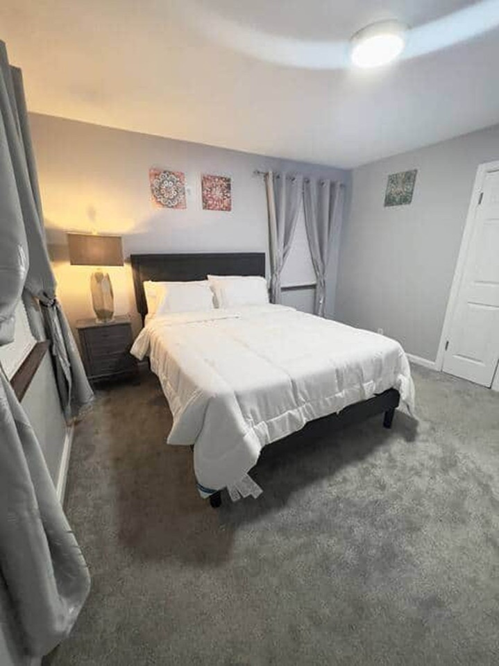  Private Bedroom Suite 1  -  Modern Co-Living with Spacious Rooms and Shared Amenities nearby Mercy Franciscan at West Park  - Gallery -  7