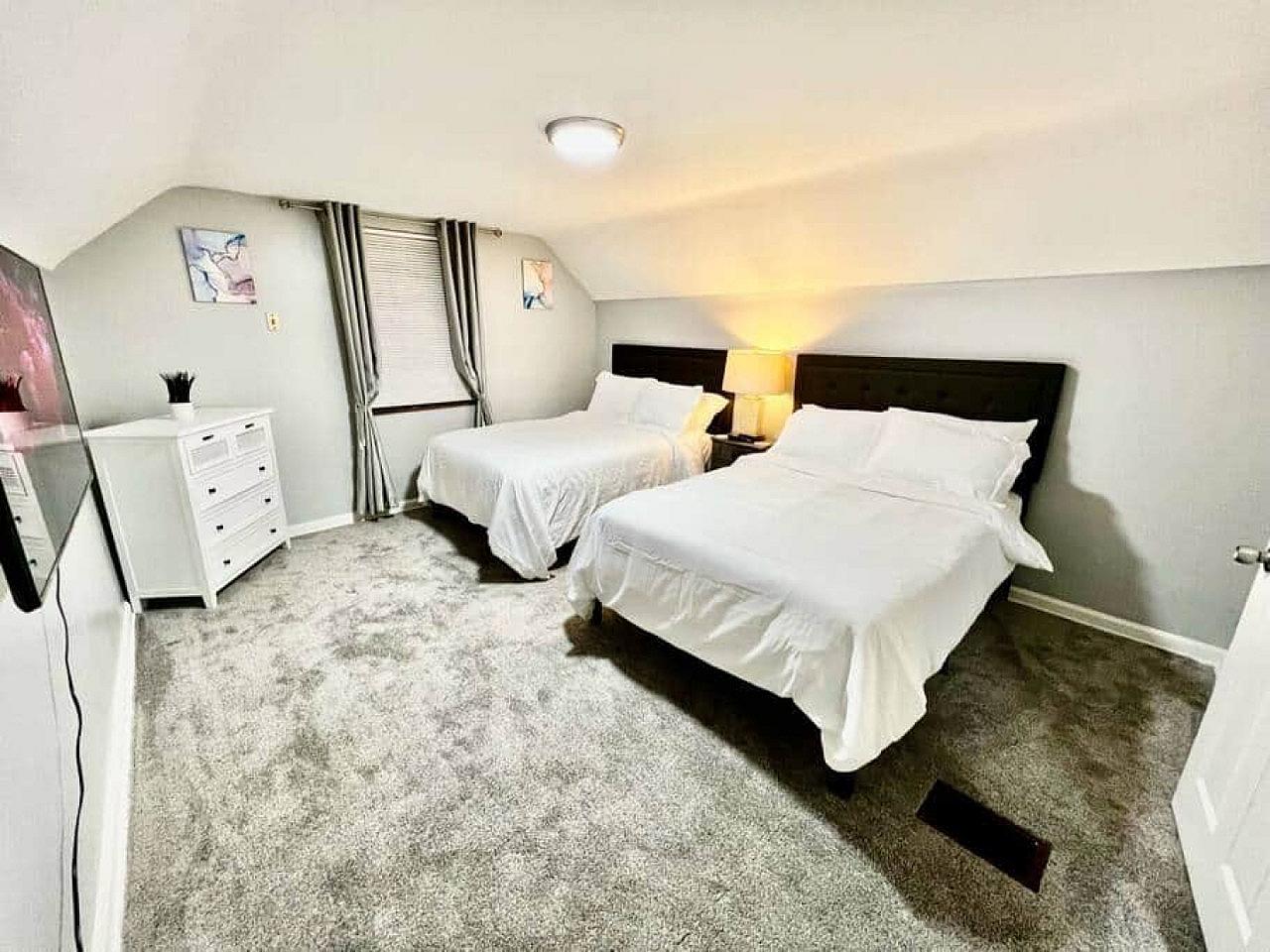  Private Bedroom Suite 3  -  Modern Co-Living with Spacious Rooms and Shared Amenities nearby Mercy Franciscan at West Park House  - Gallery -  13