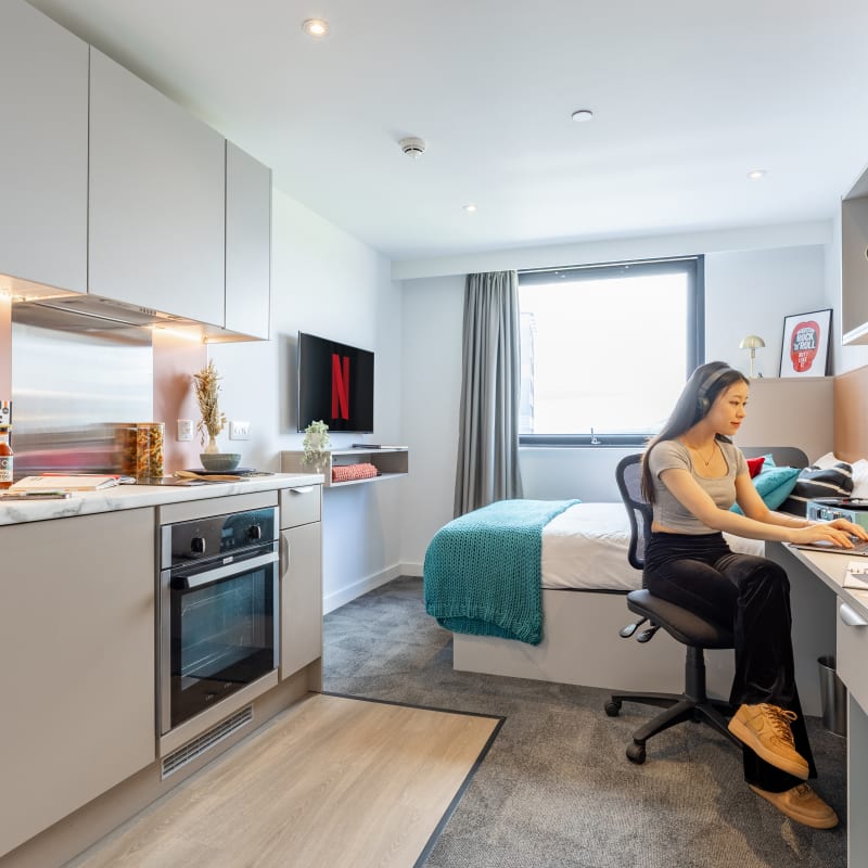  True Sky Studio Plus  -  Salford  - Gallery -  2