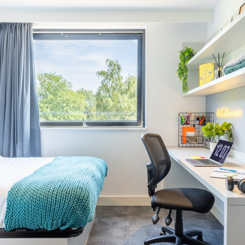  True Premium Studio With City Views  -  Salford  - Gallery -  6