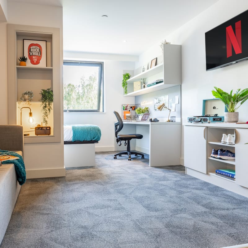 True Premium Studio With City Views  -  Salford  - Gallery -  4