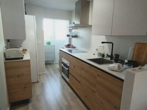 Bright room, renovated apartment