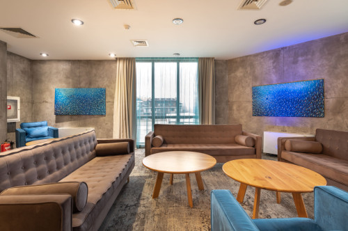 A vibrant coliving hotel in the heart of a charming mountain town in Bansko