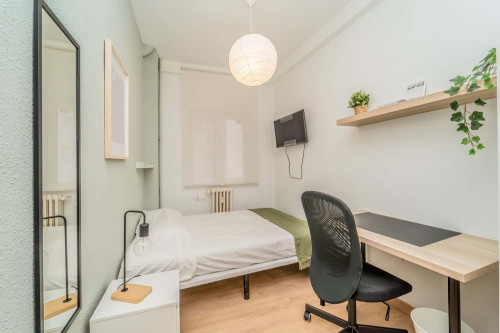 H6 - Calle Santuario 17, 2º DR - (6H3B), AG, VALLA