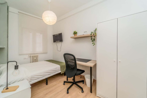 H6 - Calle Santuario 17, 2º DR - (6H3B), AG, VALLA