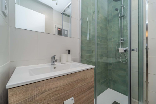 H6 - Calle Santuario 17, 2º DR - (6H3B), AG, VALLA