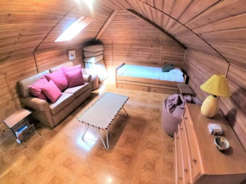 4 bedroom house with large garden in Colares, Sintra  (SEP-MAY Only)