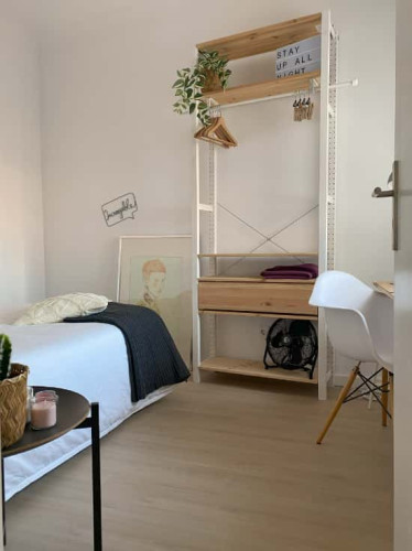 Renovated 2 bedroom apartment near Portas de Benfica for rent - Gallery - 34