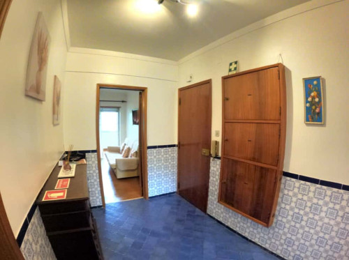 Renovated T3  Apartment in São Domingos de Rana, Carcavelos  (SEP-MAY Only)