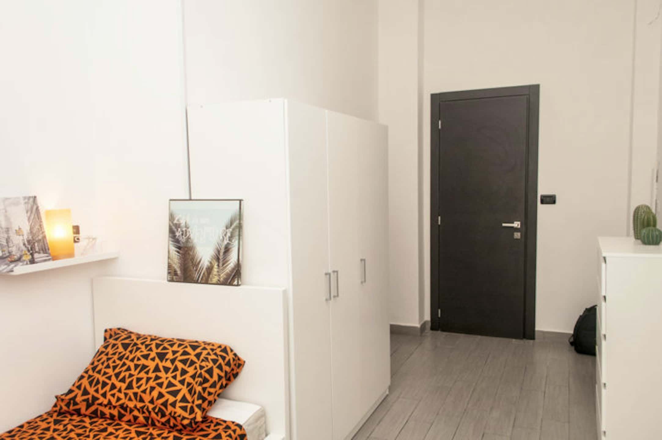  Via Romolo Gessi  -  Via Romolo Gessi  - Gallery -  1
