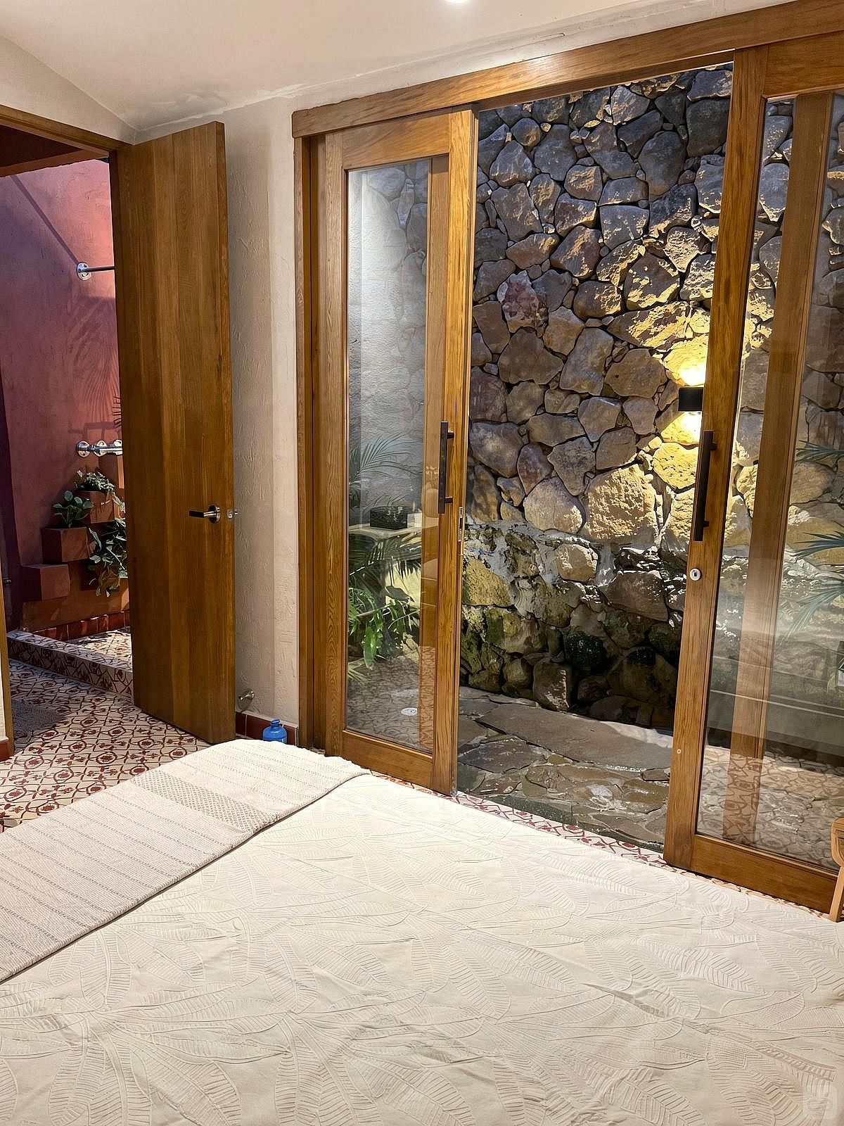  Private I  -  Unique and Cozy Coliving a block from the beach  - Gallery -  11