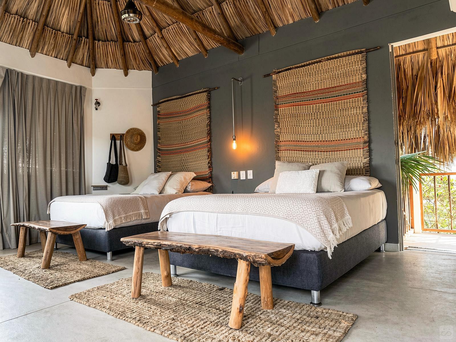  Bed In A 2-Bed Mixed Gender Room  -  Unique and Cozy Coliving a block from the beach  - Gallery -  3