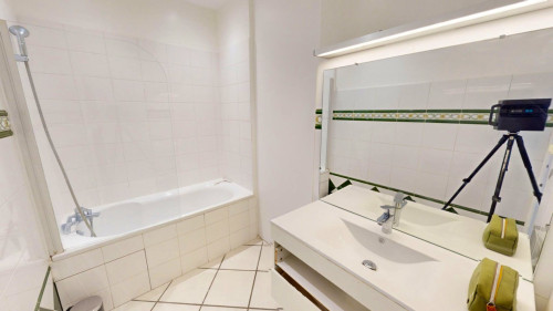 Cozy Bright Apt. near Centre Nautique Tony Bertrand