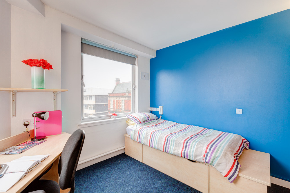  Classic Two Bedroom Flat  -  Dunn House  - Gallery -  40