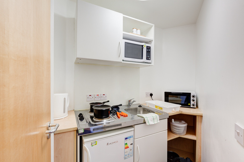  Classic Two Bedroom Flat  -  Dunn House  - Gallery -  41