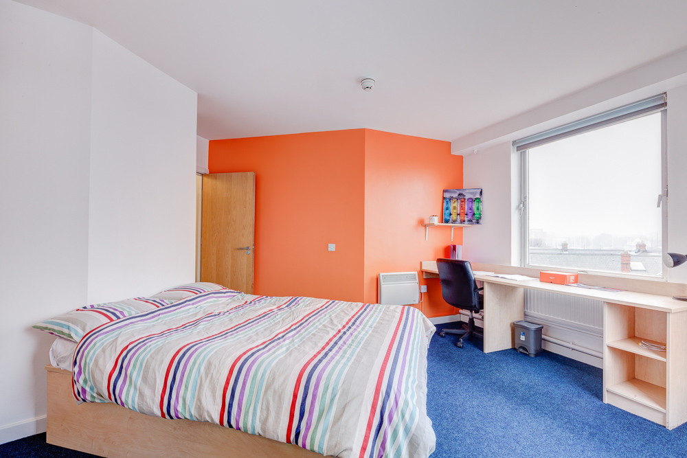  Classic Two Bedroom Flat  -  Dunn House  - Gallery -  32