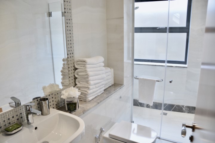  4 Bedroom Superior  -  Belsize  - Gallery -  8