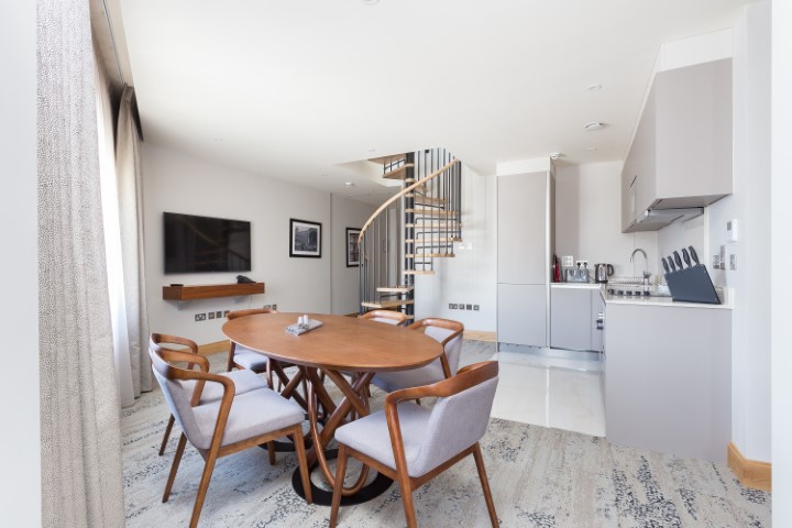  4 Bedroom Superior  -  Belsize  - Gallery -  3